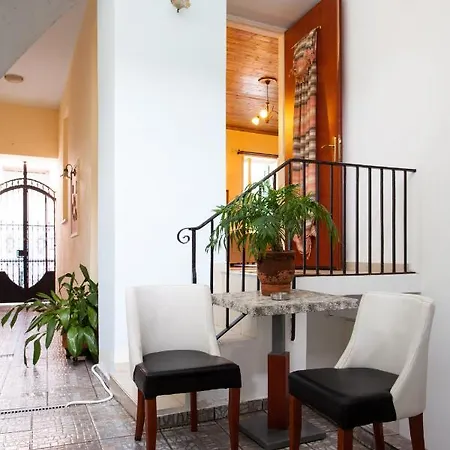 Psyri Neoclassical House Yard Free Parking Appartement