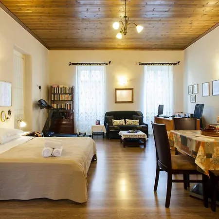 Psyri Neoclassical House Yard Free Parking Appartement